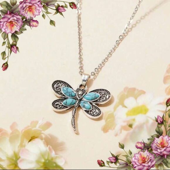 Boho Dragonfly Vintage Imitation Turquoise Pendant Butterfly Chain Necklace - Picture 1 of 9
